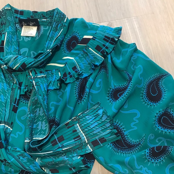 ✨ Vintage Paisley Diane Von Furstenburg Dress ✨ - Picture 5 of 9